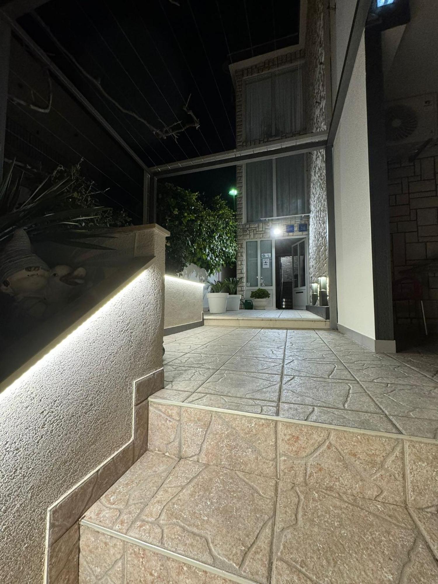 Villa Simovic Baška Voda Екстериор снимка